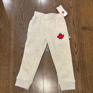 🇨🇦 Hudson’s Bay Stripes Sweatpants (Size 4-5T)